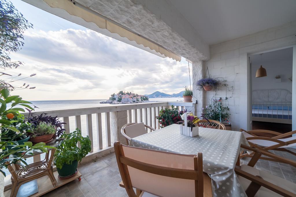 Beachfront First Line View Sveti Stefan Exteriör bild